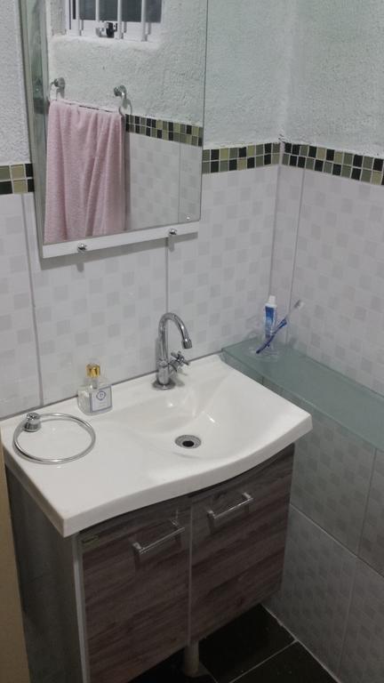 Casa Ubatuba Com Ar Condicionado Quarto foto